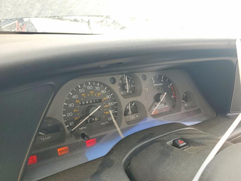 1990 Ford Thunderbird მანქანა იყიდება აუქციონზე, vin: 1FAPP64RXLH152661, აუქციონის ნომერი: 60783846