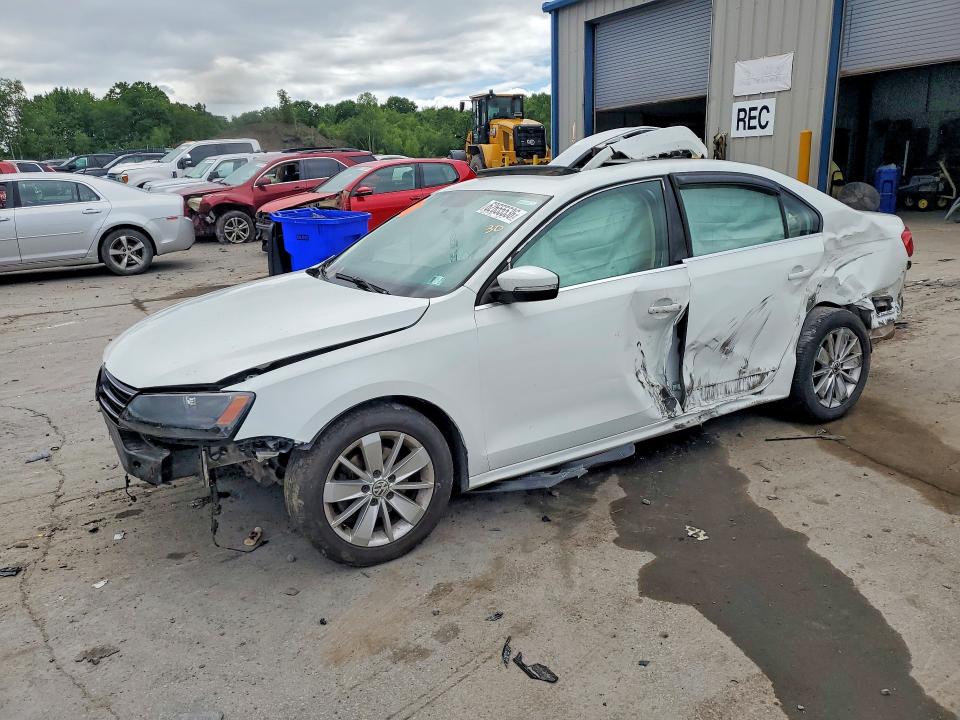2015 Volkswagen Jetta მანქანა იყიდება აუქციონზე, vin: 3VW3A7AJXFM262055, აუქციონის ნომერი: 62655536