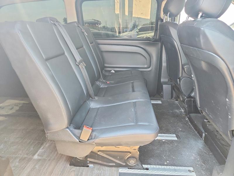 60591676 :رقم المزاد ، WD4PG2EE9H3305376 vin ، 2017 Mercedes-benz Metris مزاد بيع