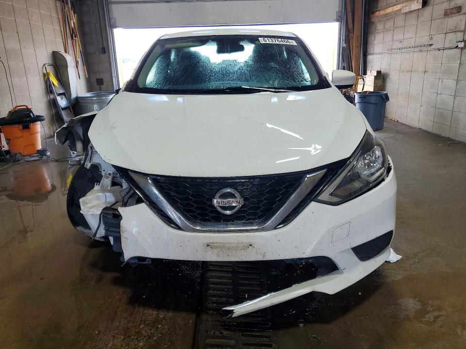 Продаж на аукціоні авто 2018 Nissan Sentra, vin: 3N1AB7AP4JL658981, номер лоту: 61376466