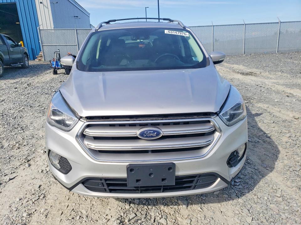 63147976 :رقم المزاد ، 1FMCU9J95HUA70239 vin ، 2017 Ford Escape مزاد بيع