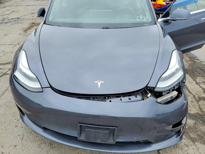 Продажа на аукционе авто 2018 Tesla Model 3, vin: 5YJ3E1EA5JF101995, номер лота: 79135435