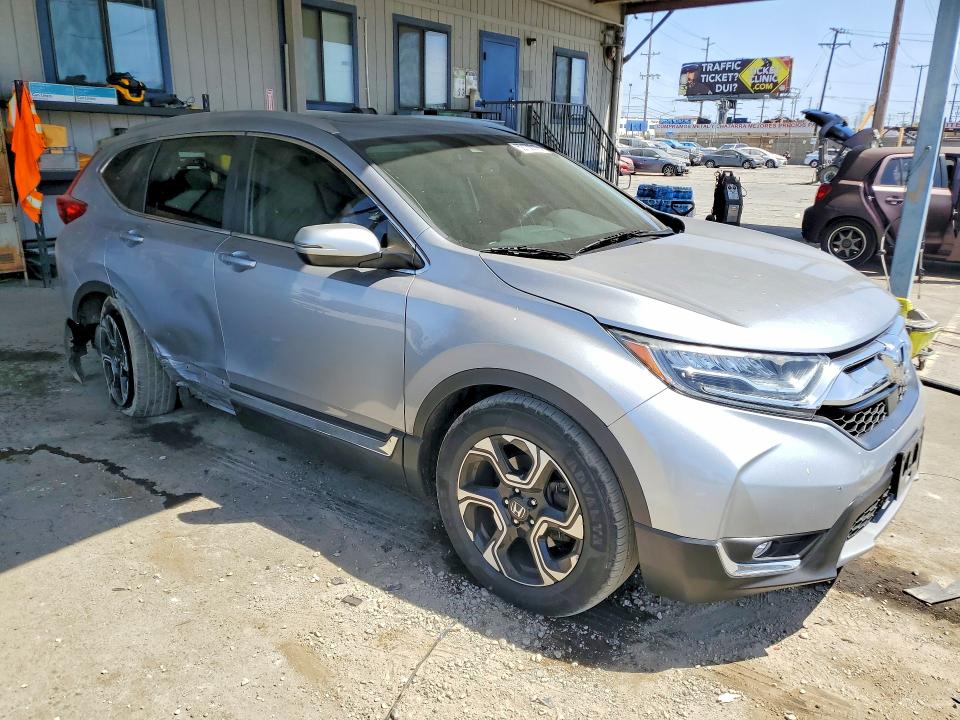 62138316 :رقم المزاد ، 7FARW1H9XHE022670 vin ، 2017 Honda Cr-v مزاد بيع