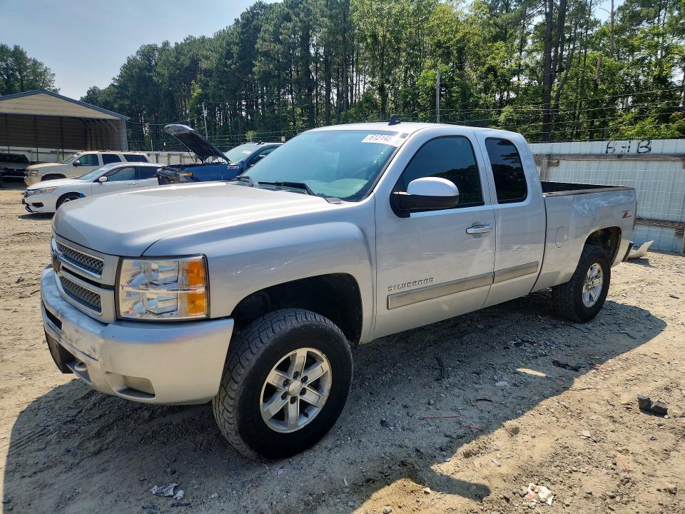 Продаж на аукціоні авто 2013 Chevrolet Silverado, vin: 1GCRKSE79DZ284037, номер лоту: 61214866