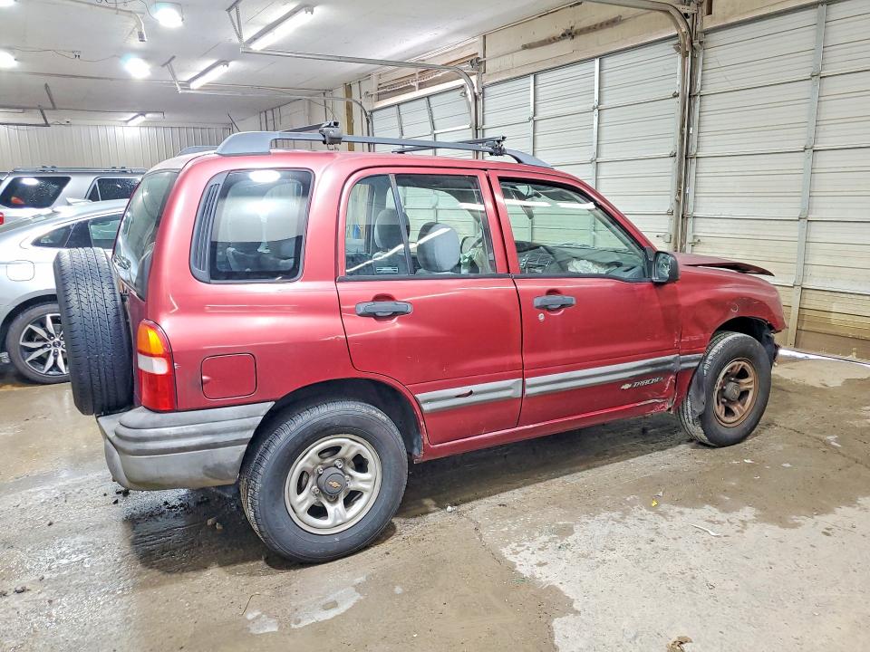62340496 :رقم المزاد ، 2CNBE13C2Y6911631 vin ، 2000 Chevrolet Tracker مزاد بيع