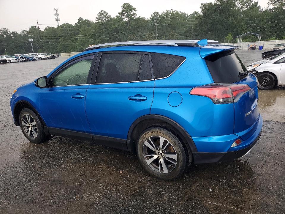 Продаж на аукціоні авто 2017 Toyota Rav4, vin: JTMWFREV8HJ707788, номер лоту: 61861166
