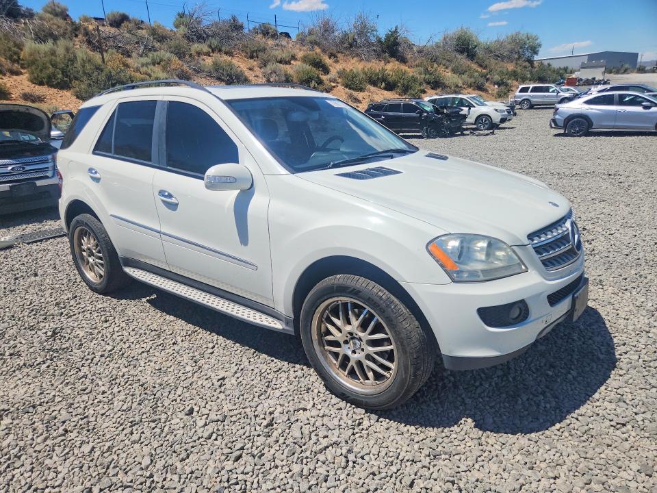 2008 Mercedes-benz Ml მანქანა იყიდება აუქციონზე, vin: 4JGBB86E18A347570, აუქციონის ნომერი: 59861796