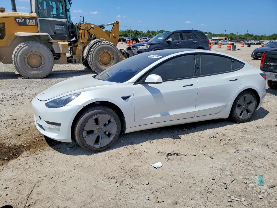 Auction sale of the 2021 Tesla Model 3, vin: 5YJ3E1EA2MF097005, lot number: 62541296
