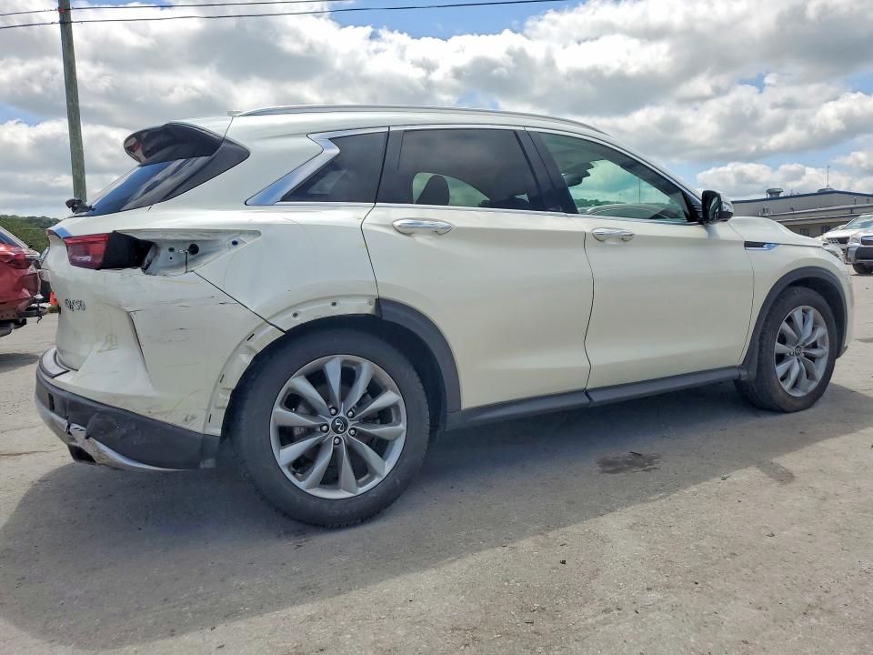 61685686 :رقم المزاد ، 3PCAJ5CB7MF115231 vin ، 2021 Infiniti Qx50 مزاد بيع