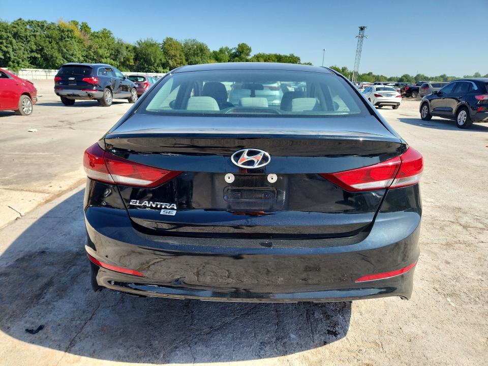 2018 Hyundai Elantra მანქანა იყიდება აუქციონზე, vin: 5NPD74LF0JH331685, აუქციონის ნომერი: 60956206