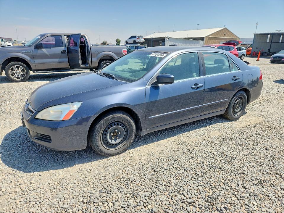 Auction sale of the 2006 Honda Accord, vin: JHMCM56456C005242, lot number: 62004016