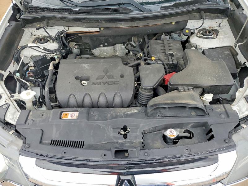 61308546 :رقم المزاد ، JA4AD3A34GZ009755 vin ، 2016 Mitsubishi Outlander مزاد بيع