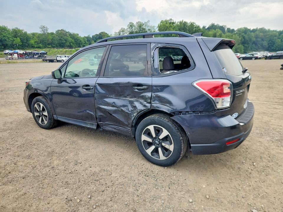 2017 Subaru Forester მანქანა იყიდება აუქციონზე, vin: JF2SJAEC4HH549956, აუქციონის ნომერი: 61552156