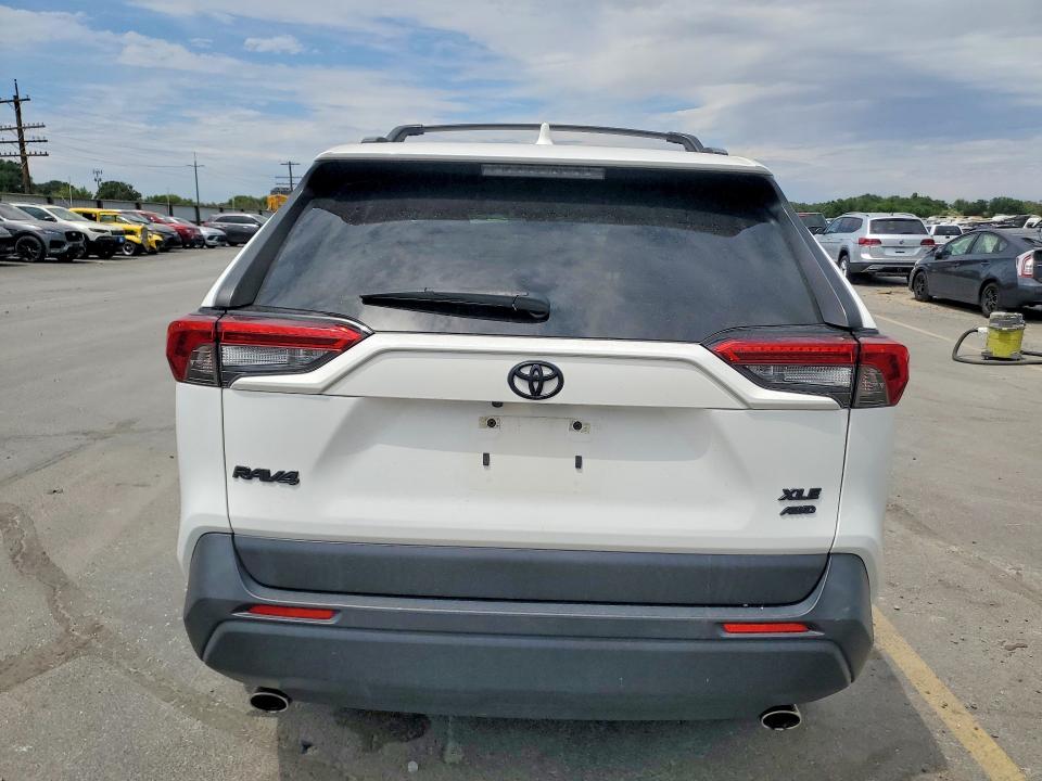 60707866 :رقم المزاد ، JTMA1RFV6KJ025197 vin ، 2019 Toyota Rav4 مزاد بيع