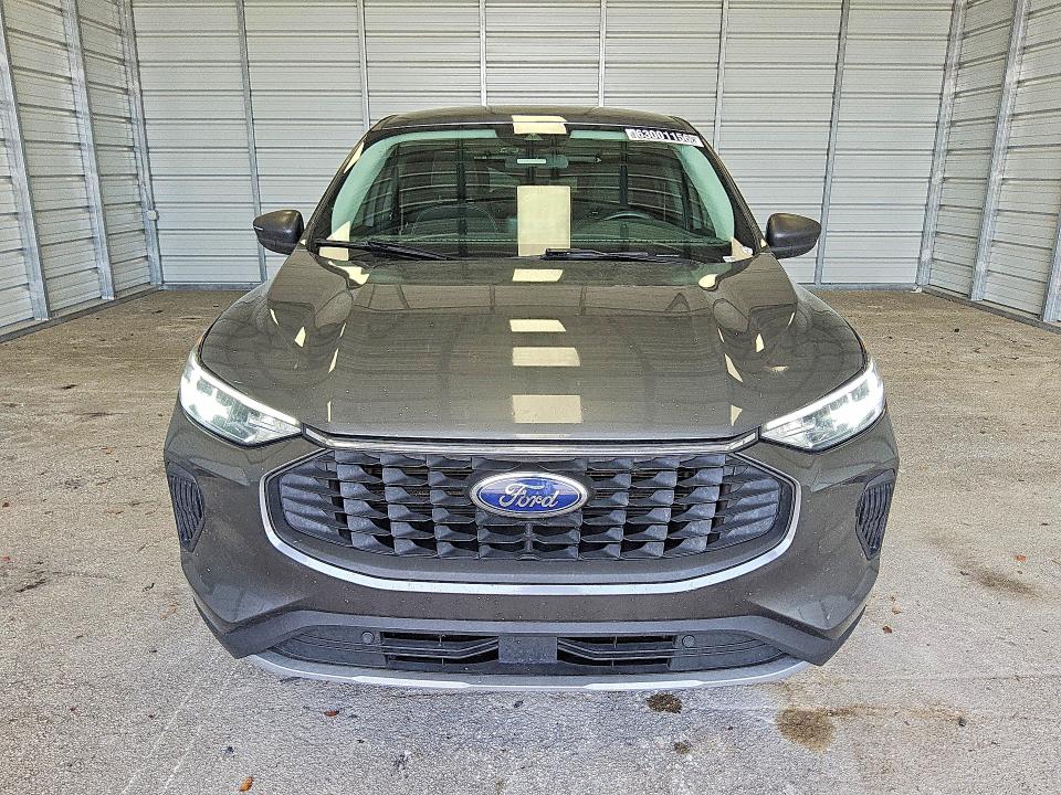 63001156 :رقم المزاد ، 1FMCU0GN2PUA12958 vin ، 2023 Ford Escape مزاد بيع