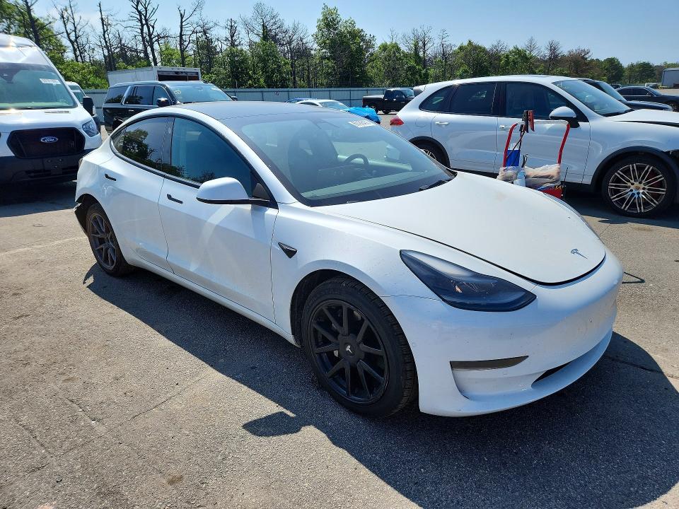 Auction sale of the 2021 Tesla Model 3, vin: 5YJ3E1EA0MF090103, lot number: 60186456