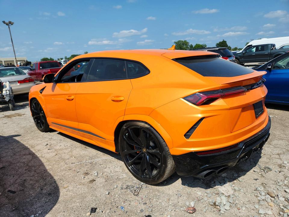 62287256 :رقم المزاد ، ZPBUA1ZL2NLA16569 vin ، 2022 Lamborghini Urus مزاد بيع