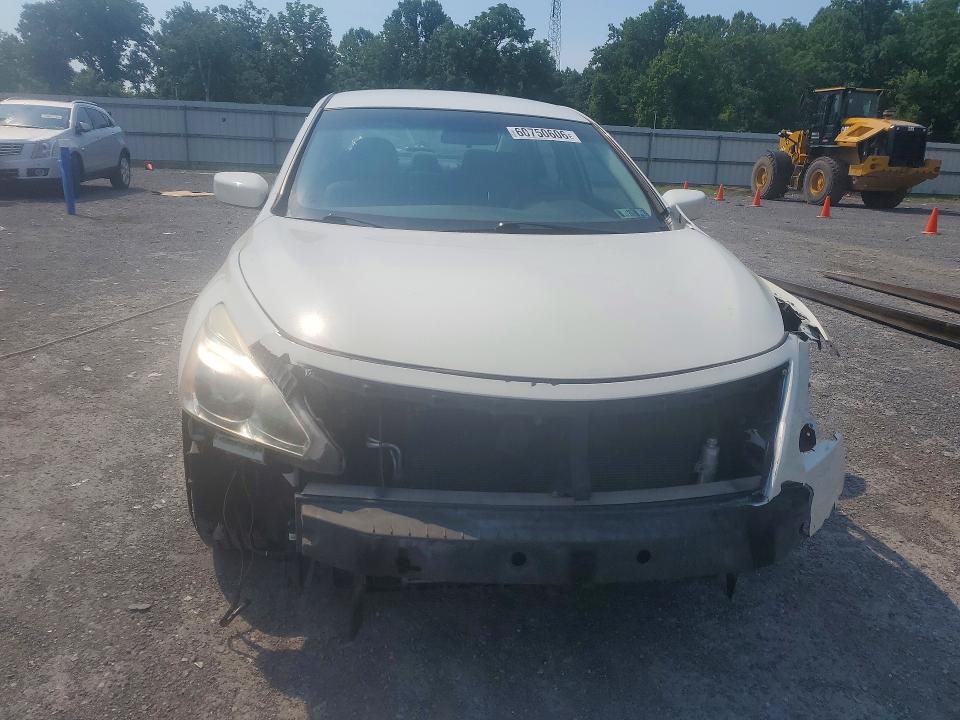 60750606 :رقم المزاد ، 1N4AL3APXFN390437 vin ، 2015 Nissan Altima مزاد بيع