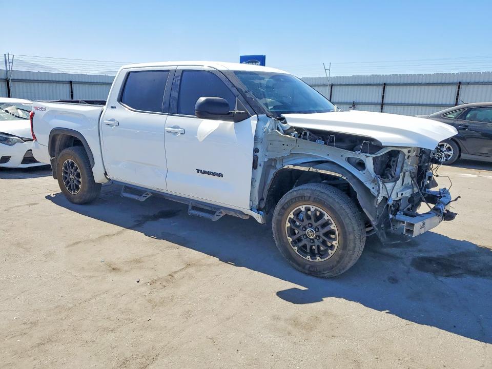 61364976 :رقم المزاد ، 5TFLA5DB5PX105797 vin ، 2023 Toyota Tundra مزاد بيع