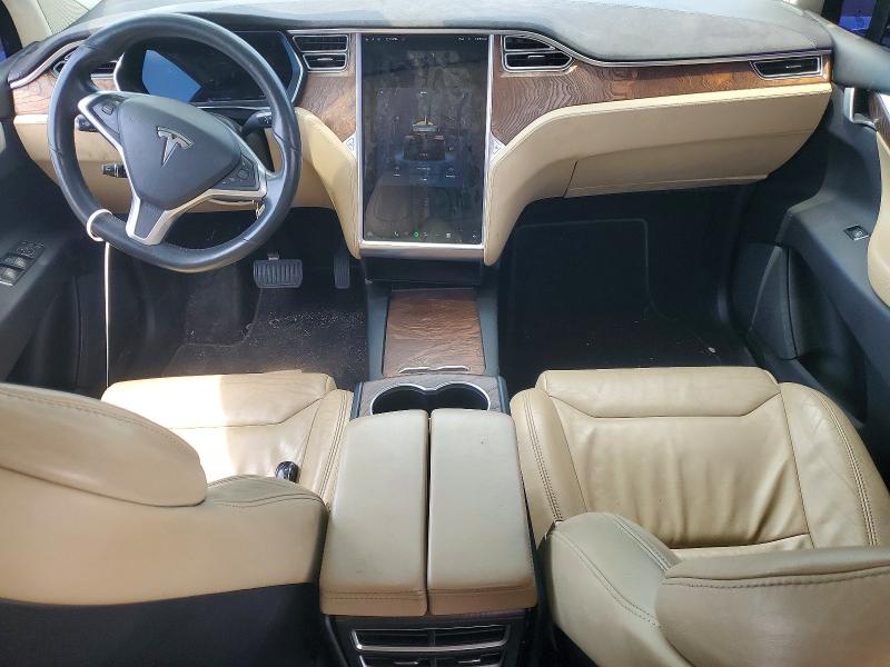Продаж на аукціоні авто 2017 Tesla Model X, vin: 5YJXCBE2XHF049392, номер лоту: 61822206