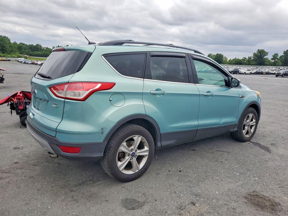 2013 Ford Escape მანქანა იყიდება აუქციონზე, vin: 1FMCU9GX3DUD31206, აუქციონის ნომერი: 60250996