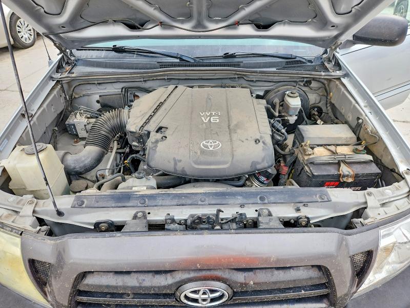 62045826 :رقم المزاد ، 5TEUU42N05Z029821 vin ، 2005 Toyota Tacoma مزاد بيع