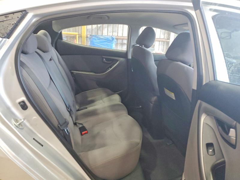 Продажа на аукционе авто 2016 Hyundai Elantra, vin: 5NPDH4AE9GH715092, номер лота: 61132976