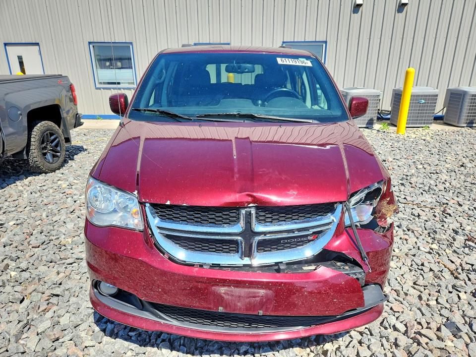 61119196 :رقم المزاد ، 2C4RDGCG1JR156312 vin ، 2018 Dodge Grand Caravan مزاد بيع