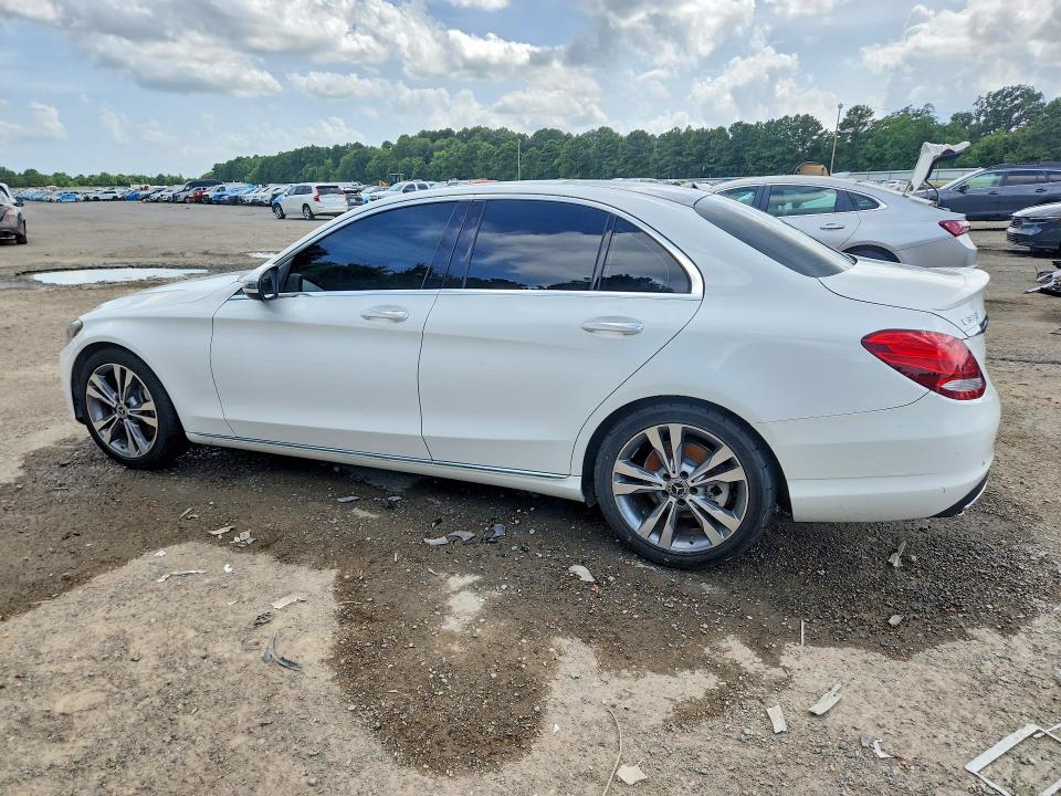 61430616 :رقم المزاد ، 55SWF4JBXJU260794 vin ، 2018 Mercedes-benz C مزاد بيع