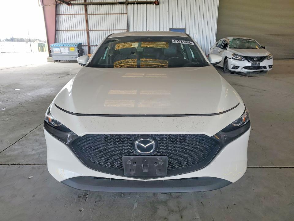 Продаж на аукціоні авто 2021 Mazda 3, vin: JM1BPAKL6M1403403, номер лоту: 61924366