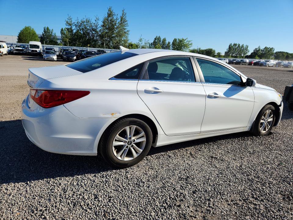 62359476 :رقم المزاد ، 5NPEB4ACXDH802791 vin ، 2013 Hyundai Sonata مزاد بيع