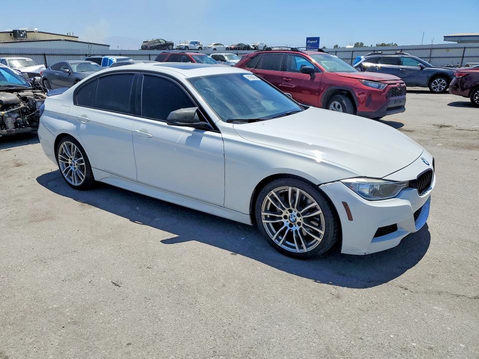 2013 Bmw 335 მანქანა იყიდება აუქციონზე, vin: WBA3A9C57DF476560, აუქციონის ნომერი: 61086666