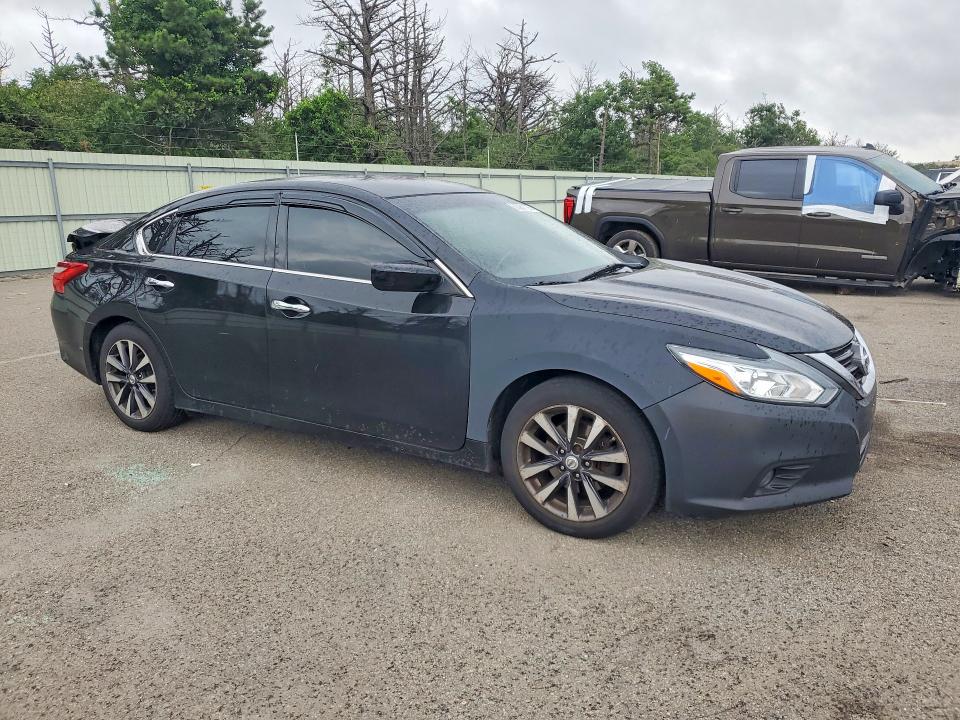 60261126 :رقم المزاد ، 1N4AL3AP4HC189342 vin ، 2017 Nissan Altima مزاد بيع