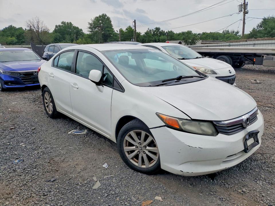 Продажа на аукционе авто 2012 Honda Civic, vin: 2HGFB2F58CH521004, номер лота: 61932746
