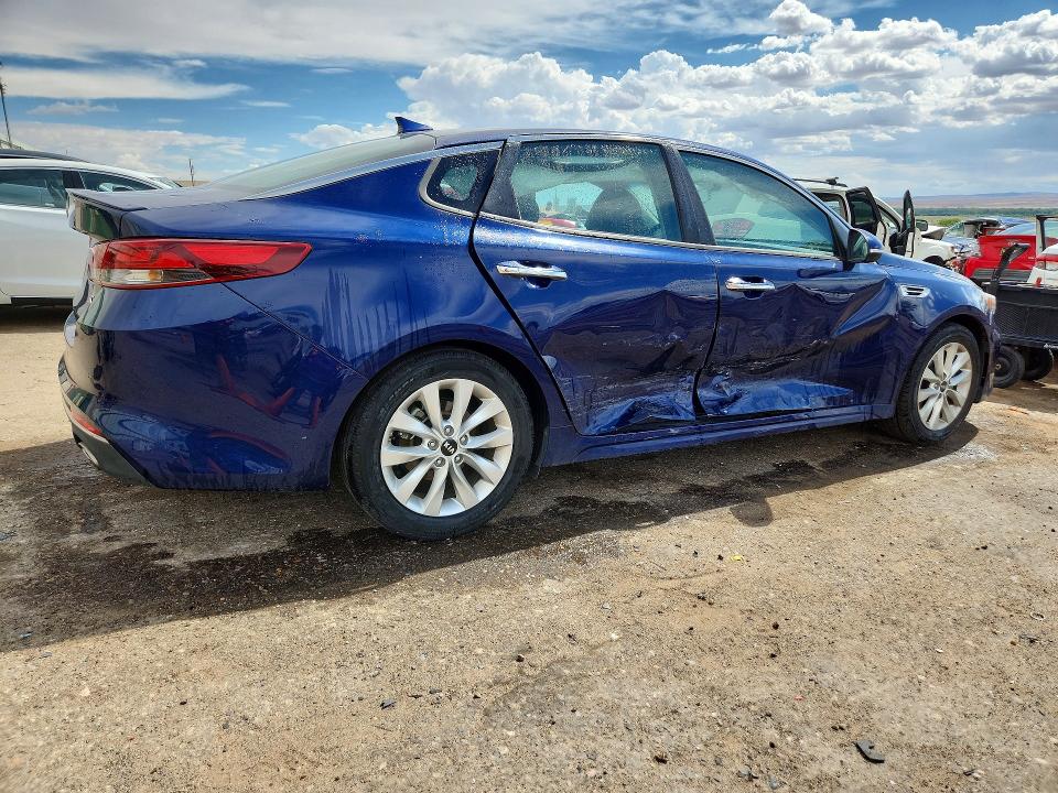 61482566 :رقم المزاد ، 5XXGT4L34JG242423 vin ، 2018 Kia Optima مزاد بيع