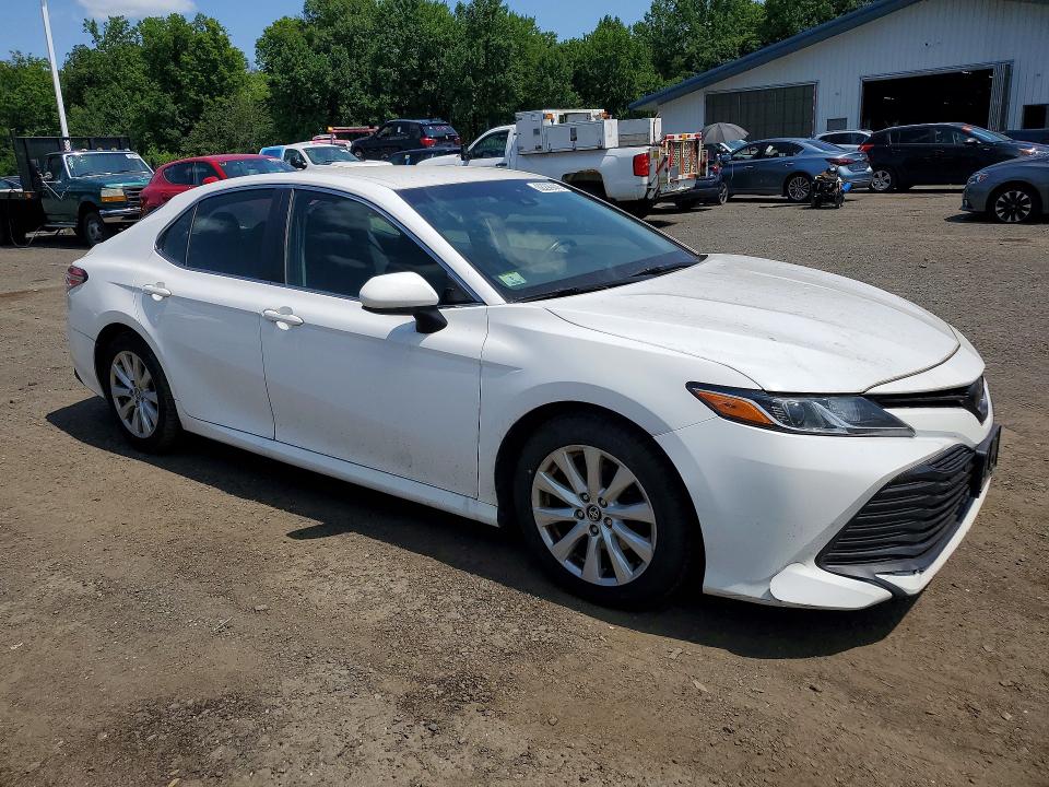 Продаж на аукціоні авто 2018 Toyota Camry, vin: 4T1B11HK0JU641494, номер лоту: 62299446