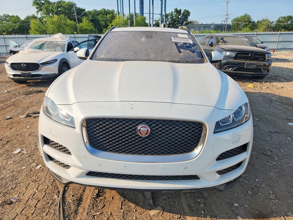 2018 Jaguar F-pace მანქანა იყიდება აუქციონზე, vin: SADCK2FN8JA260815, აუქციონის ნომერი: 60569066