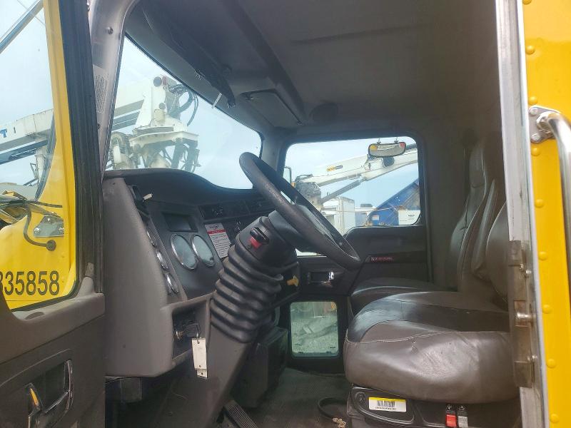 85977235 :رقم المزاد ، 2NKHHM6X2CM333684 vin ، 2012 Kenworth Construction مزاد بيع