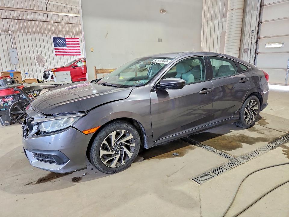 Продажа на аукционе авто 2016 Honda Civic, vin: 19XFC2F76GE086109, номер лота: 61140486