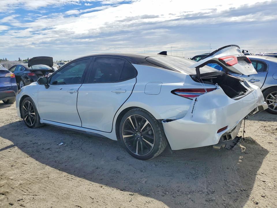 Продаж на аукціоні авто 2019 Toyota Camry, vin: 4T1B61HK1KU288878, номер лоту: 61782736