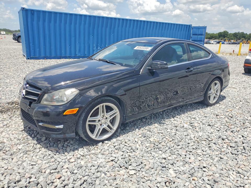 2015 Mercedes-benz C მანქანა იყიდება აუქციონზე, vin: WDDGJ4HB3FG415988, აუქციონის ნომერი: 60533386