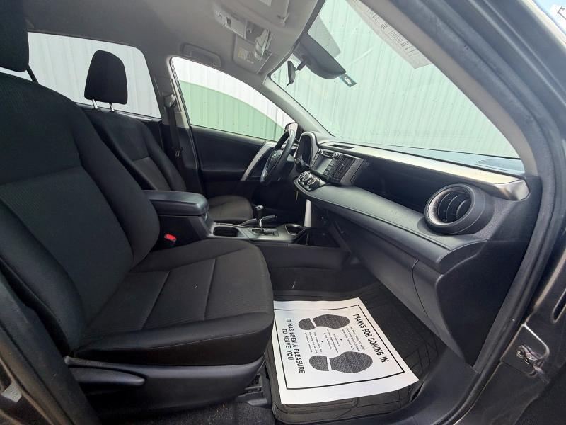 Продаж на аукціоні авто 2017 Toyota Rav4, vin: JTMZFREV7HJ713028, номер лоту: 60707646