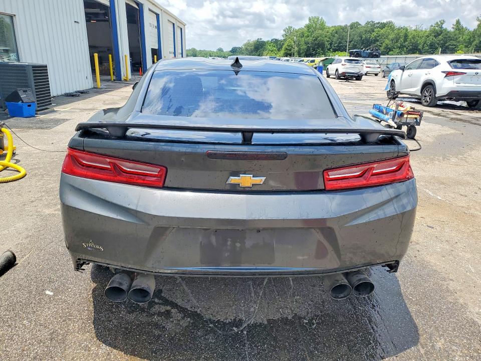 59855376 :رقم المزاد ، 1G1FB1RX4J0106228 vin ، 2018 Chevrolet Camaro مزاد بيع