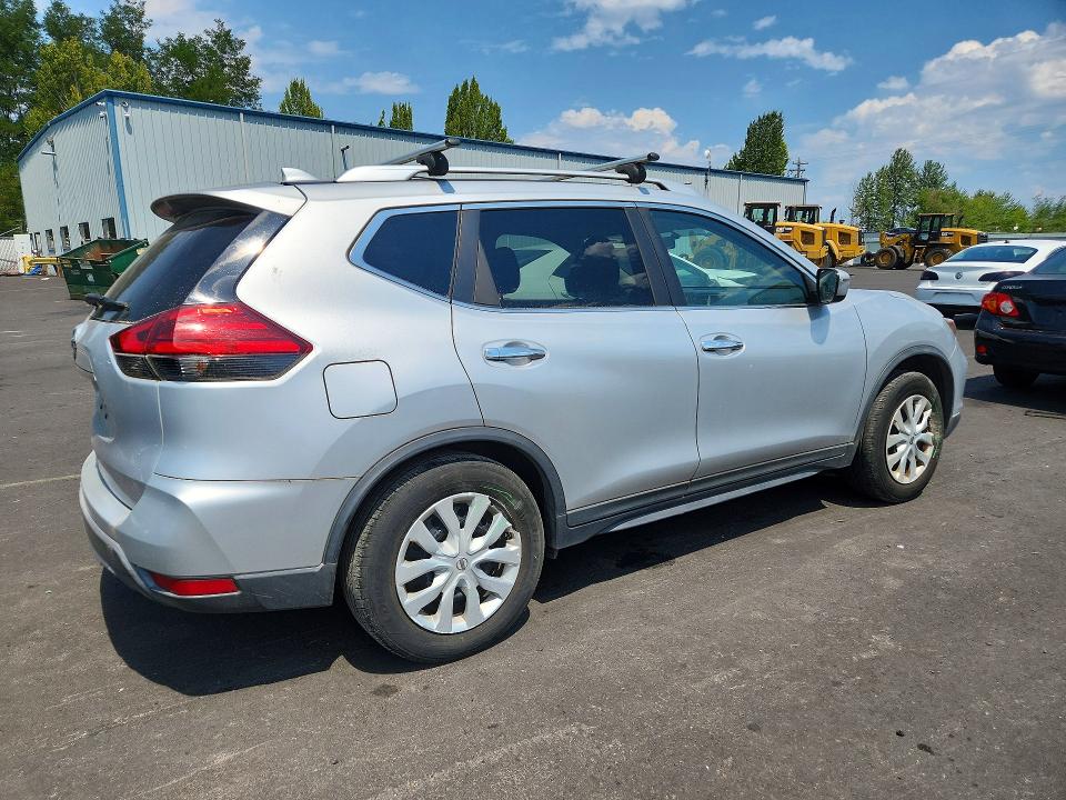 Продажа на аукционе авто 2017 Nissan Rogue, vin: KNMAT2MT9HP574577, номер лота: 61160086
