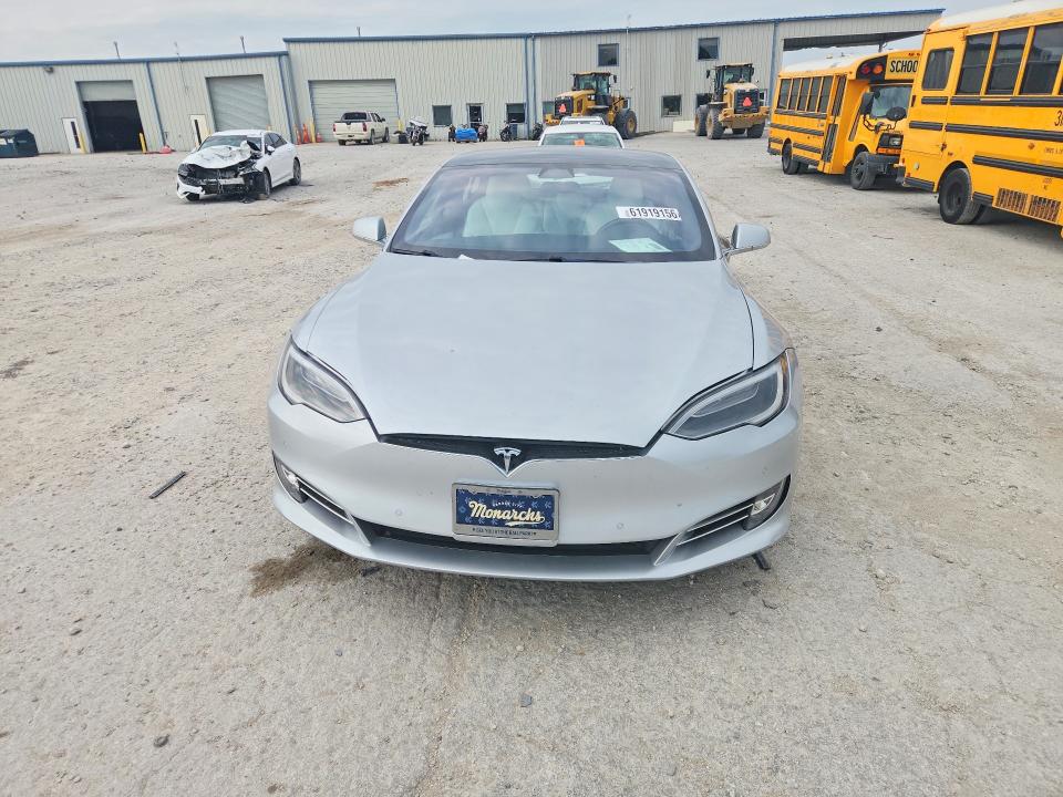 Продажа на аукционе авто 2018 Tesla Model S, vin: 5YJSA1E25JF268342, номер лота: 61919156