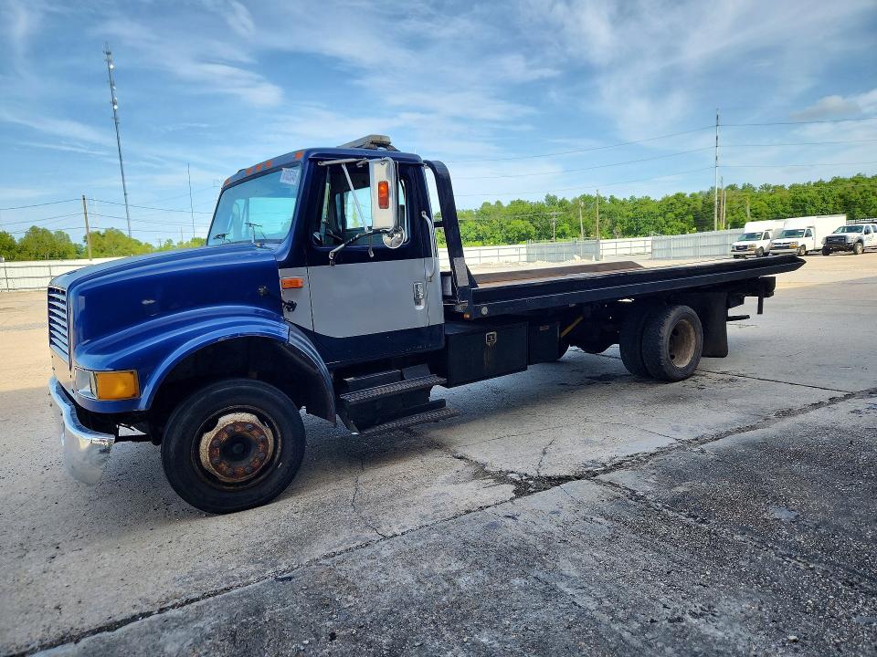 61025346 :رقم المزاد ، 1HTSCABM0WH549832 vin ، 1998 International 4000 مزاد بيع