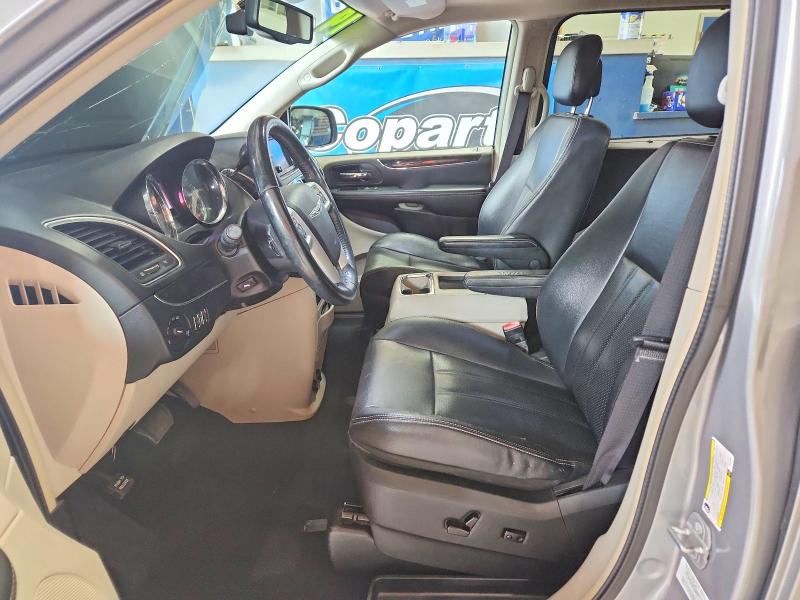 2014 Chrysler Town & Country მანქანა იყიდება აუქციონზე, vin: 2C4RC1CG0ER425650, აუქციონის ნომერი: 62205356