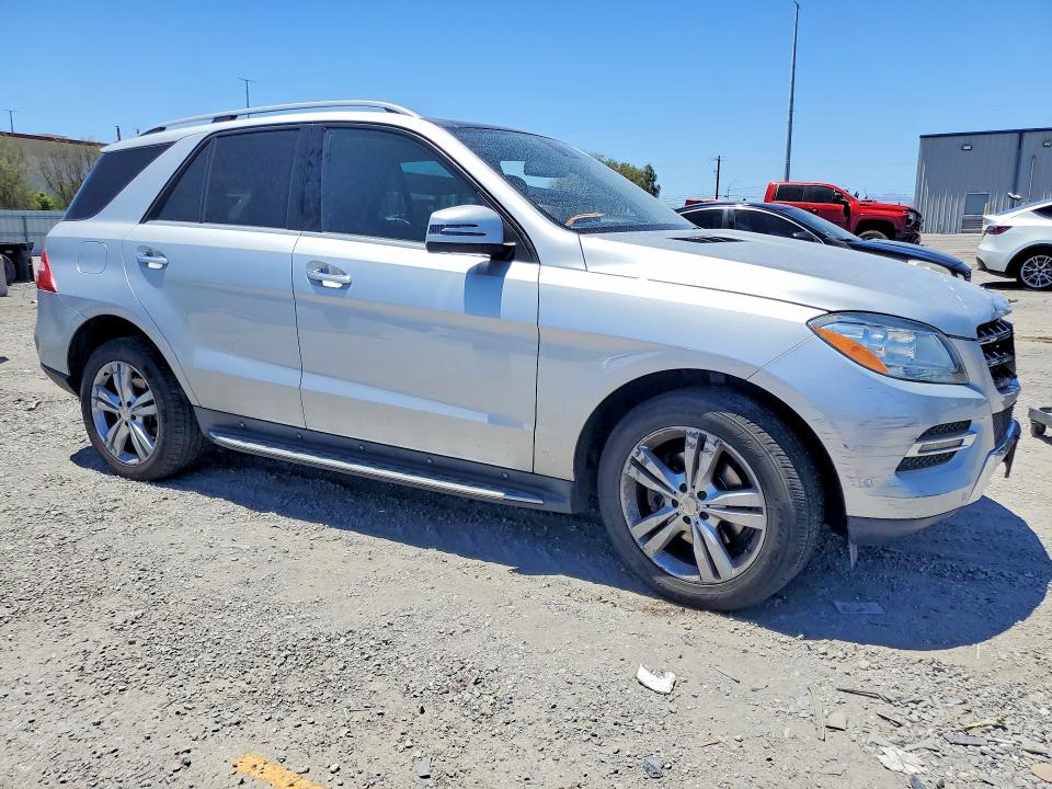 2014 Mercedes-benz Ml მანქანა იყიდება აუქციონზე, vin: 4JGDA5JB3EA329218, აუქციონის ნომერი: 60444866