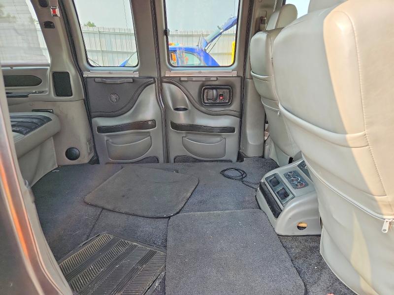 62860606 :رقم المزاد ، 1GBSHDC46E1166410 vin ، 2014 Chevrolet Express G1500 مزاد بيع