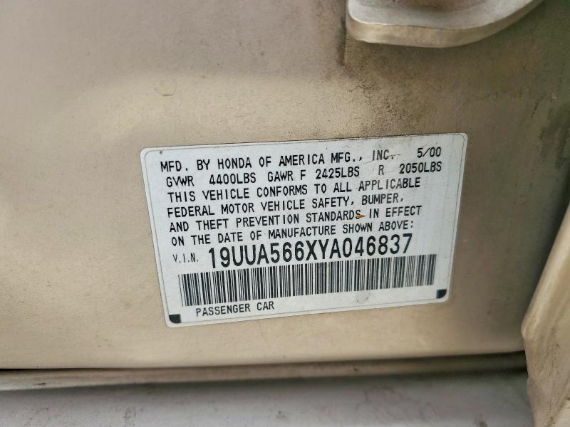 61567436 :رقم المزاد ، 19UUA566XYA046837 vin ، 2000 Acura 3.2tl مزاد بيع
